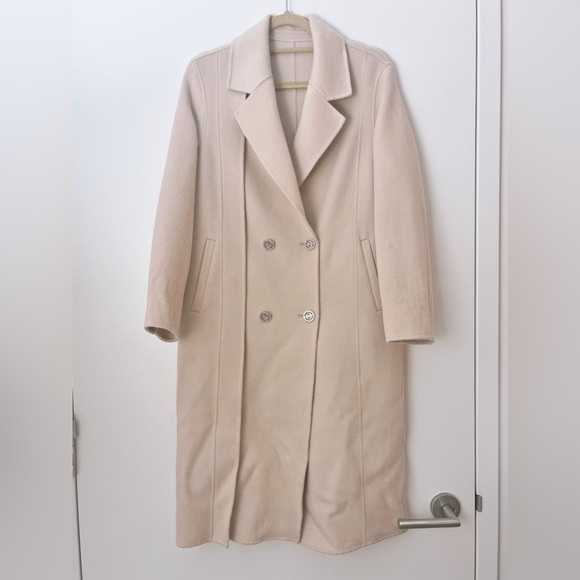 Elegant 100% Wool Beige Coat with Pearl Embellished Matching Bag - Size M - Picture 8 of 15